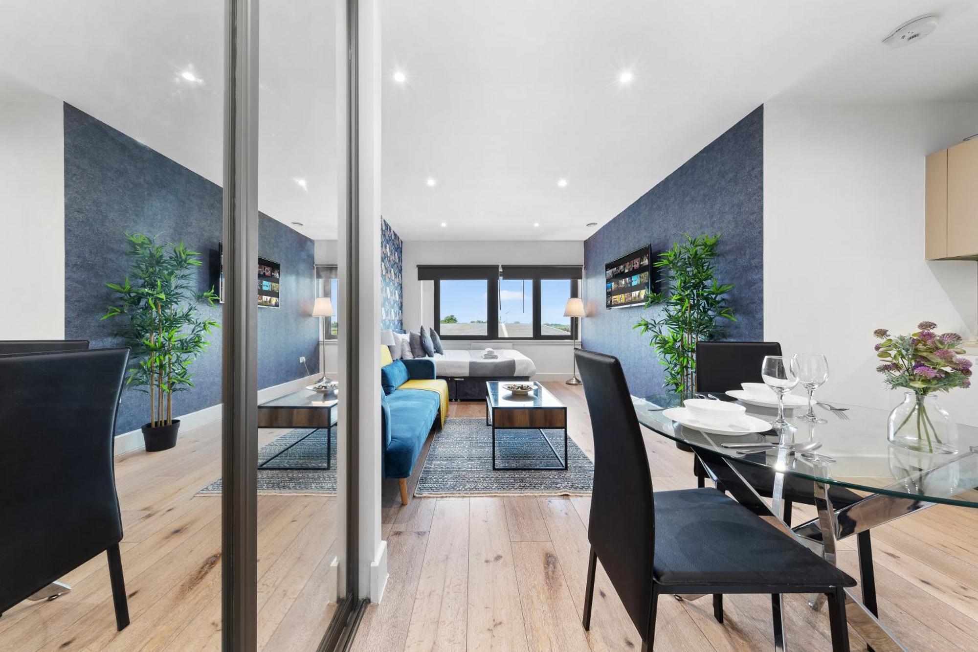 Modern One Bedroom Flat - Sleeps 5 -Near Heathrow - London Ub3 Extérieur photo
